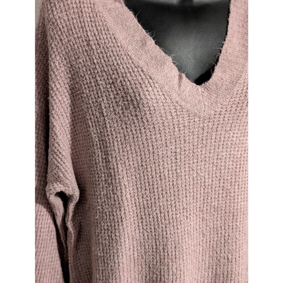 American Eagle Light Pink Waffle Knit Oversized Sweater Size Medium - Picture 3 of 5